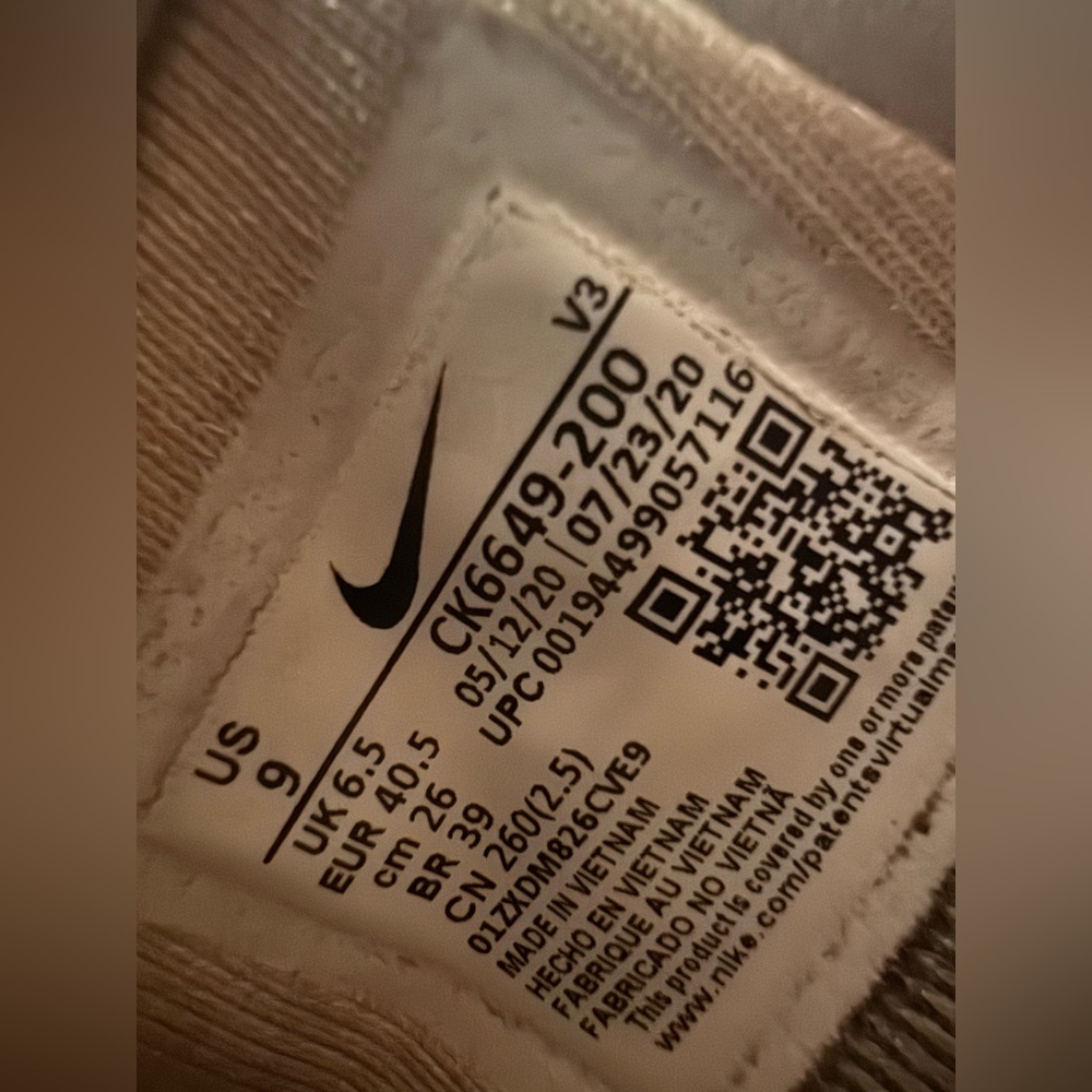 Wmns Air Force 1 'Pixel Particle - Picture 11 of 11